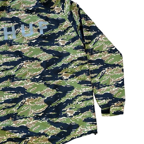 HUF Camo Jacket Windbreaker Mens Med Green Black Streetwear Urban Utility Skater - Picture 6 of 16